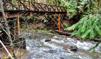 32700 SE LEEWOOD Ln, Boring, OR 97009