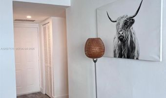 2910 Point East Dr M609, Aventura, FL 33160