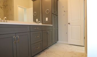 2732 Hunter Woods Dr, Apex, NC 27502