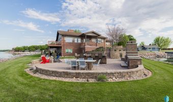 130 S Point Dr, Arlington, SD 57212
