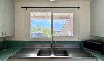 2541 Pauoa Rd, Honolulu, HI 96813