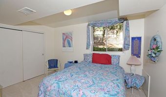 6900 HEATHERHILL Rd, Bethesda, MD 20817