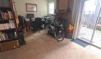 2113 N TAZEWELL Ct, Arlington, VA 22207