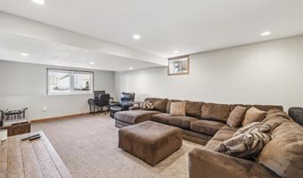 1416 Linden Cir, Adel, IA 50003