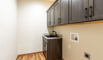 7644 White Pine Cir, Billings, MT 59106