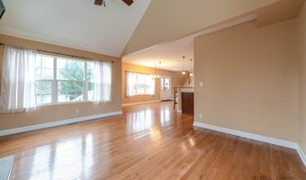 40431 N Fairview St, Antioch, IL 60002