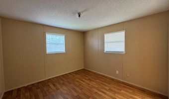 806 N 10th St, Alpine, TX 79830