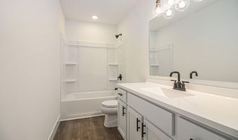 7946 Snow View Dr SE, Alto, MI 49302