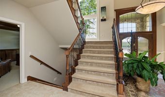 4108 NE Hillcrest Ct, Ankeny, IA 50021