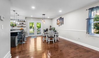 11 WELLINGTON W Dr, Hockessin, DE 19707