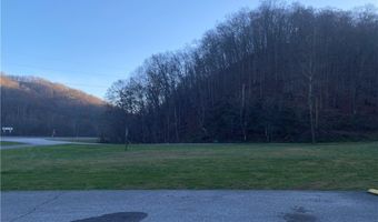 51 Oakmont Dr, Danville, WV 25053