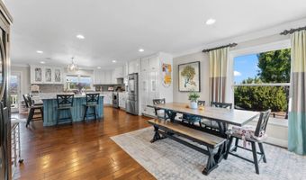 3045 Mary Ln, Escondido, CA 92025