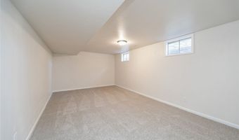 218 NE Mandy Ln, Ankeny, IA 50021