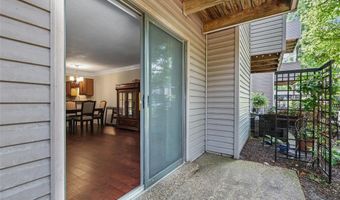 1333 Prospect Village Ln A, Ballwin, MO 63021