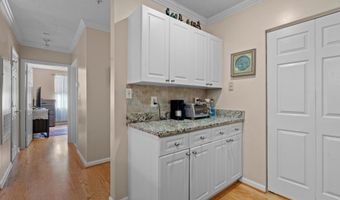 20322 BEECHWOOD Ter 202, Ashburn, VA 20147