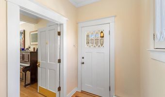 412 11th St NW, Albuquerque, NM 87102