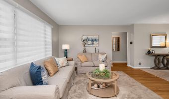 749 Park Ave, Belford, NJ 07718