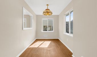 1606 Madaline Dr, Avenel, NJ 07001