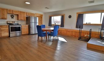 18 Rock Creek Rd, Clark, WY 82435