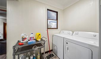 977 W Prospect Rd, Ashtabula, OH 44004