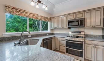 1826 TIERRA VERDE Dr, Atlantic Beach, FL 32233