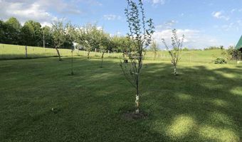 2066 Hinman Settler Rd, Brownington, VT 05860