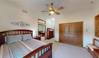 212 Broadway Ave N C1, Albert Lea, MN 56007