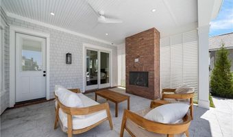 813 Ocean Rd, Narragansett, RI 02882