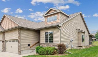 1217 Copper Mountain Dr, North Liberty, IA 52317