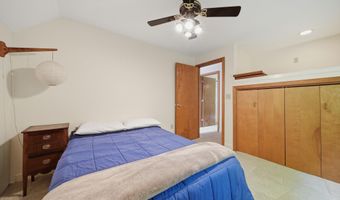 10 Eaton Rd, Amherst, NH 03031