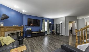 686 Kennedy Dr, Antioch, IL 60002