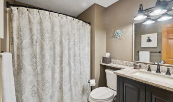 35 Michael Way, Andover, MA 01810
