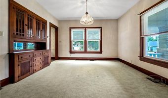 213 W 2nd St, Alma, MO 64001