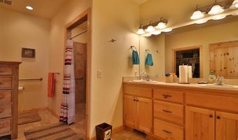 142 Tolman Rd, Clark, WY 82435