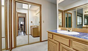 12712 SW BARBERRY Dr, Beaverton, OR 97008