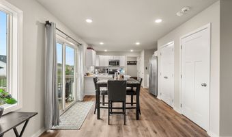 2720 21st St SW, Altoona, IA 50009