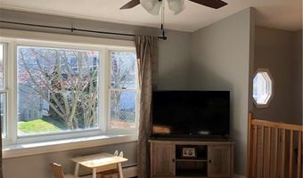 70 Mohawk St, Cumberland, RI 02864