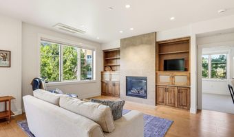 175 Lithia Way 200, Ashland, OR 97520