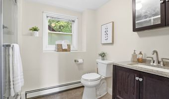 51 Hosmer St, Acton, MA 01720