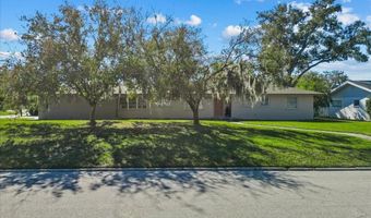 501 ARNESON Ave, Auburndale, FL 33823