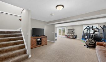 1442 30th St NW, Austin, MN 55912