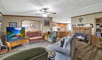 1978 Oloff Smith Rd, Allardt, TN 38504