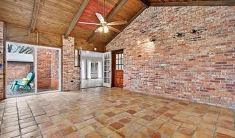 2318 Dorchester Dr, Bartlesville, OK 74006