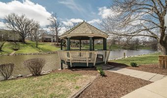 8912 Eager Rd, Brentwood, MO 63144
