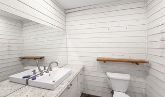 138 Vann Dr, Ashford, AL 36312