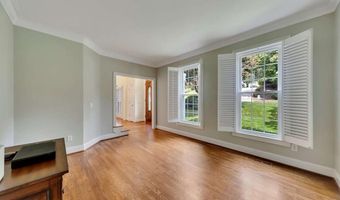 5035 Towne Lk, Woodstock, GA 30189