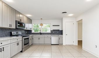 8261 Sholar Dr, Baton Rouge, LA 70809