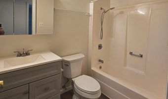 1108 ROCKINGHAM St, Arlington, VA 22205