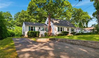 380 Angell Rd, North Providence, RI 02904