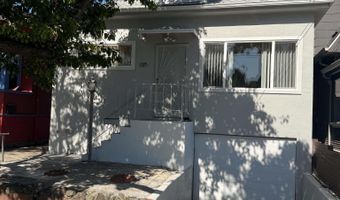 1725 Bay St, Alameda, CA 94501